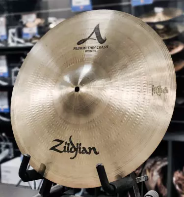 Zildjian - A 18 Inch Medium Thin Crash